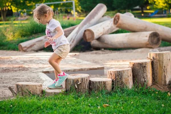 4個小技巧打造一座充滿童趣的庭院,這才是有孩子家庭該有的院子 4個小技巧打造一座充滿童趣的庭院,這才是有孩子家庭該有的院子