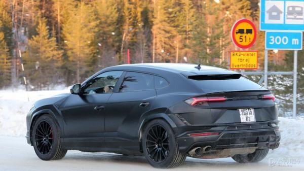 有望於2023年首發 蘭博基尼Urus EVO諜照曝光