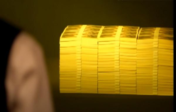 為談一場姐弟戀，日本銀行女職員貪汙9億，落網後卻引起民眾同情