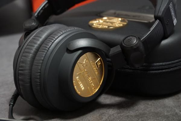 售價6980元，德國製造，這是我聽過的“最高音質”頭戴監聽耳機