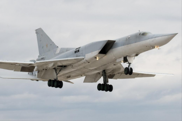 劍指北約？俄轟炸機在白俄邊境巡邏，白外長：正考慮部署俄核武器