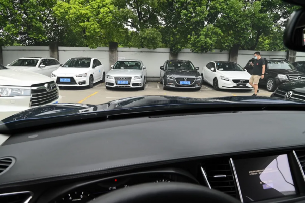 二手英菲尼迪QX50：25萬買中型豪華SUV，四缸堪比六缸穩