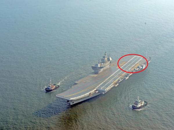 裝攔阻索了！印度國產航母第三次試航，近防炮是想一炮轟死自己？