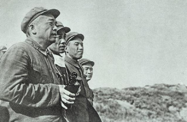 炮轟10餘萬馬家軍，彭老總的封神之戰，為紅軍西路軍兩萬戰士報仇