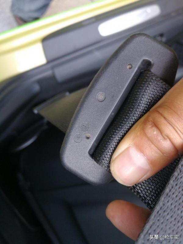 難得一見，開了八年的保時捷911全車原版原漆，要價70萬值不值？