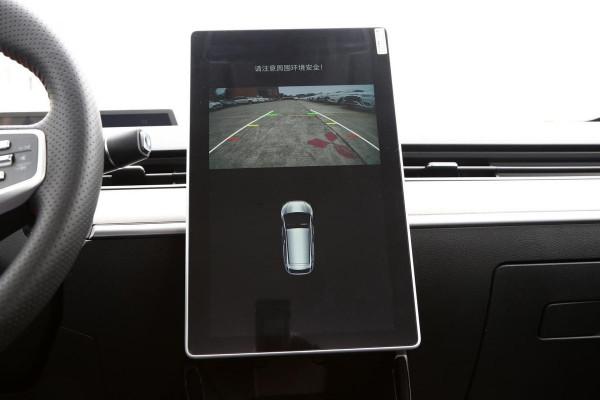 綠牌SUV不一定貴,這臺5.99萬起售的哪吒V,滿電能跑401公里 綠牌SUV不一定貴,這臺5.99萬起售的哪吒V,滿電能跑401公里