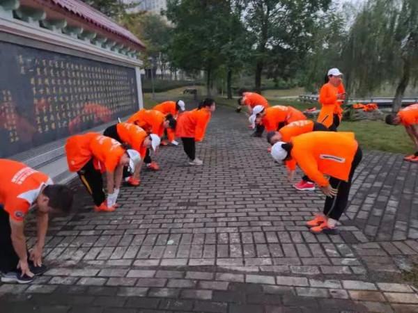 晨跑十五年的大女生,用堅韌不拔展現了她的逆生長… 晨跑十五年的大女生,用堅韌不拔展現了她的逆生長…