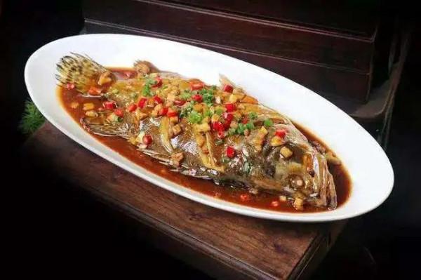 中國各地的十大“黑暗料理”，你吃過幾種？