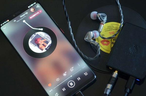 TINHIFI P1 Plus千元級平板耳塞，感受比動圈更寬鬆、耐聽的聲音