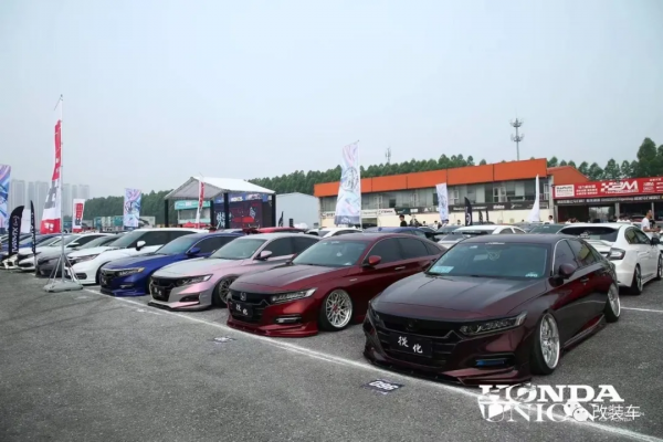 全國首例寬體本田冠道猶如“小坦克”,車主是不是按F上車的? 全國首例寬體本田冠道猶如“小坦克”,車主是不是按F上車的?