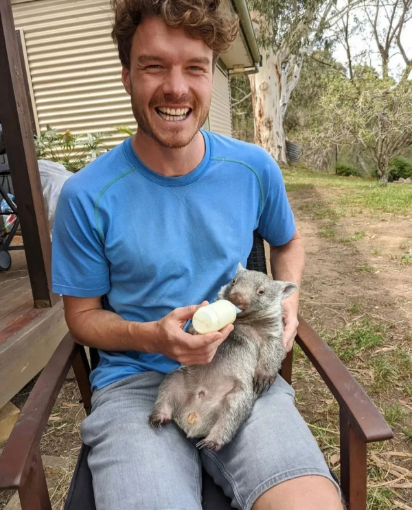 澳洲小哥靠一組照片成為“年度網紅”:絕了,每隻動物都會笑? 澳洲小哥靠一組照片成為“年度網紅”:絕了,每隻動物都會笑?