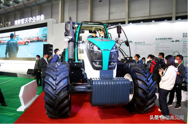 科技創未來 領航新時代 濰柴雷沃智慧農機全明星陣容亮相全國會