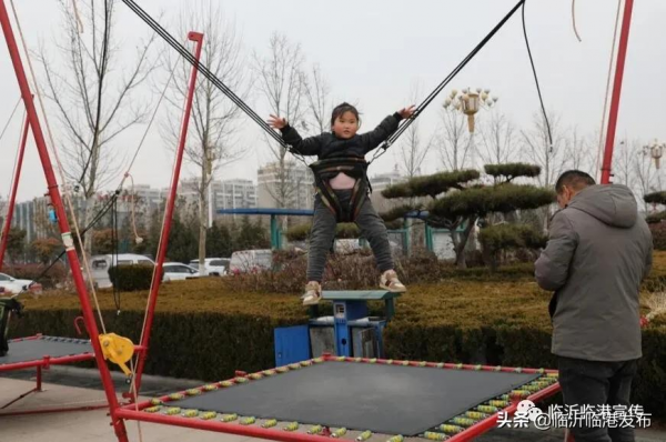沉浸式體驗臨港“煙火氣” 沉浸式體驗臨港“煙火氣”