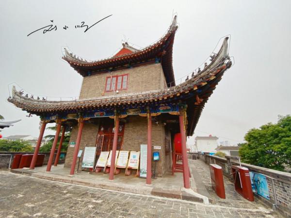 江蘇淮安的著名地標建築，曾經是淮安的中心，如今卻只能算作郊區