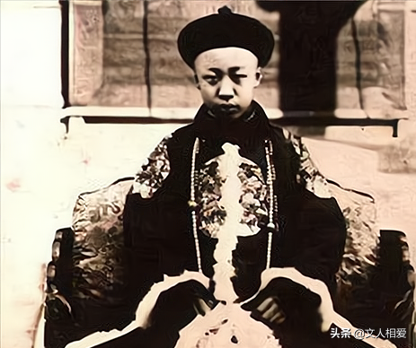 戰將陳光的秘書，追回《清明上河圖》立功，後授大校任體委副主任