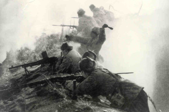 大戰李奇微成名，板門店談判美國記者要見這位連長，他是何人？