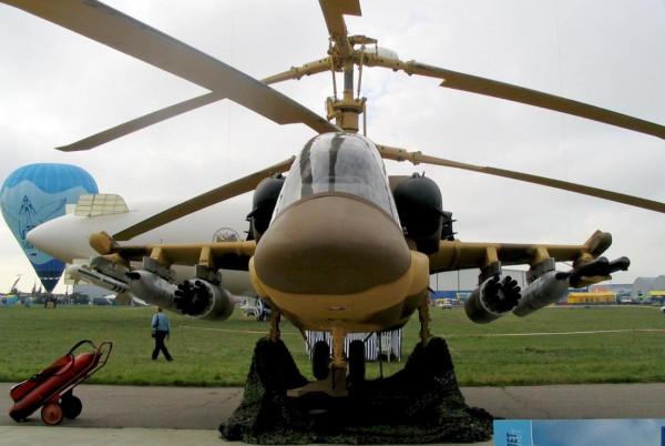 卡52飛行員並排坐,為啥不像“阿帕奇”一樣前後坐?真有串列型號 卡52飛行員並排坐,為啥不像“阿帕奇”一樣前後坐?真有串列型號