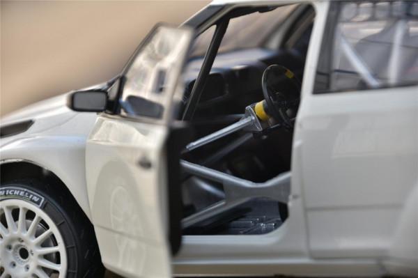 斯柯達晶銳Super2000拉力賽車模近距離賞析 斯柯達晶銳Super2000拉力賽車模近距離賞析