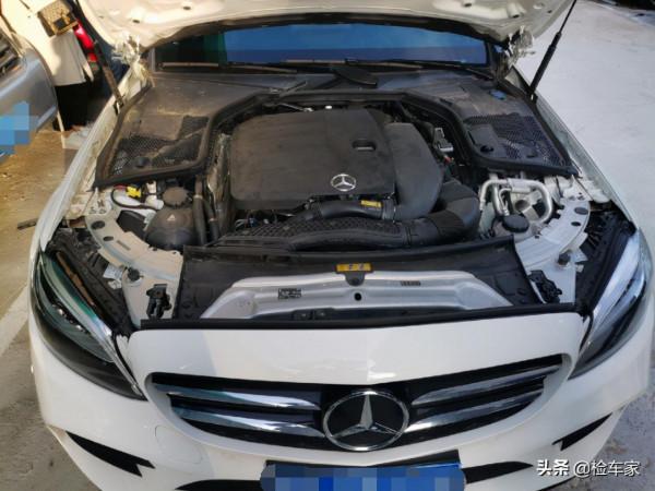 事出反常必有妖!19款賓士C報價22萬,這車螺絲都對不上 事出反常必有妖!19款賓士C報價22萬,這車螺絲都對不上