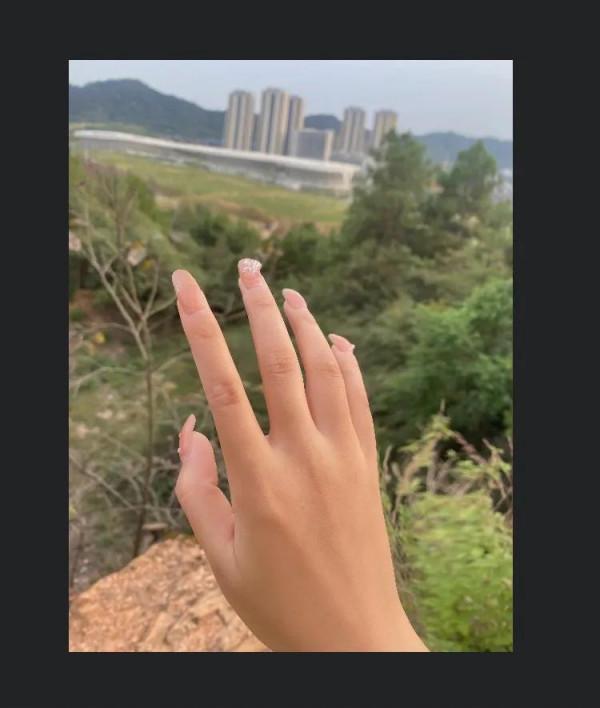 一個人爬山 一個人爬山