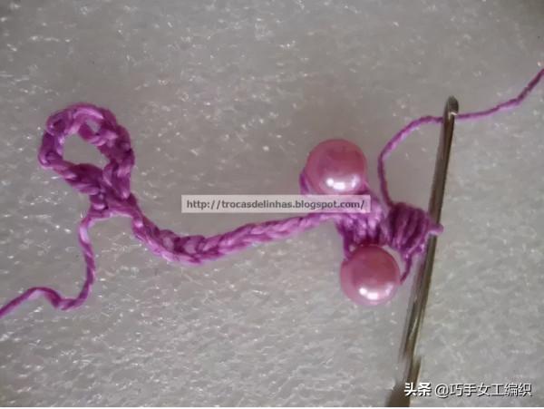 普通的珠子，這樣一鉤，就是一條時尚的項鍊了（附教程）