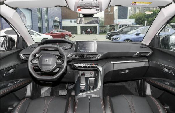 標緻4008 PHEV:解析1.6T 三擎豪華版,雙電機加持爆發力強! 標緻4008 PHEV:解析1.6T 三擎豪華版,雙電機加持爆發力強!