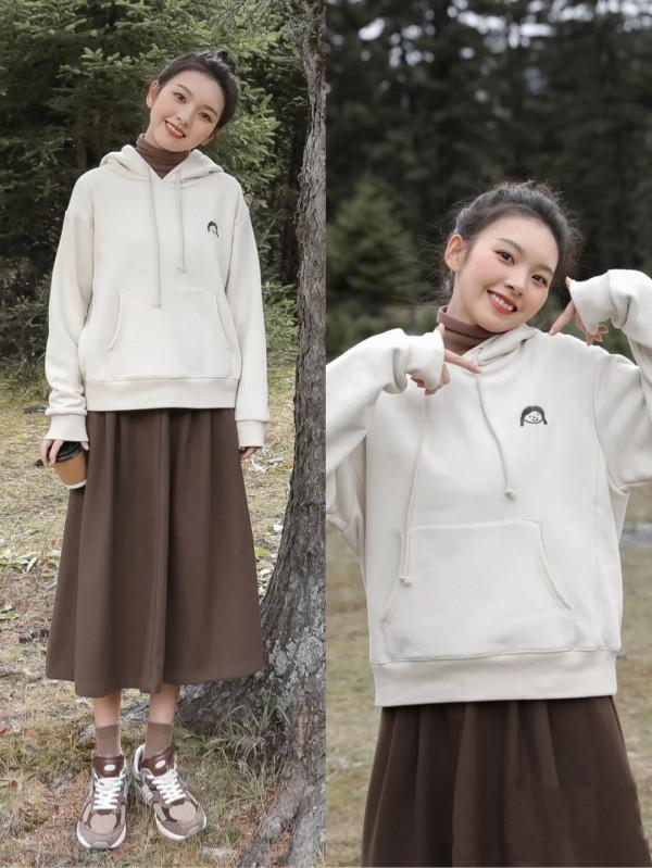 秋冬別總穿褲子，“半裙”才是王者，百搭又減齡更時髦