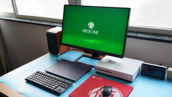 打造居家影音娛樂區，從入手一臺顯示器開始