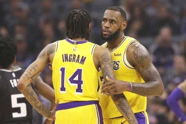 9米三分絕殺！詹皇門徒英格拉姆100秒連轟10分，給湖人送最強助攻