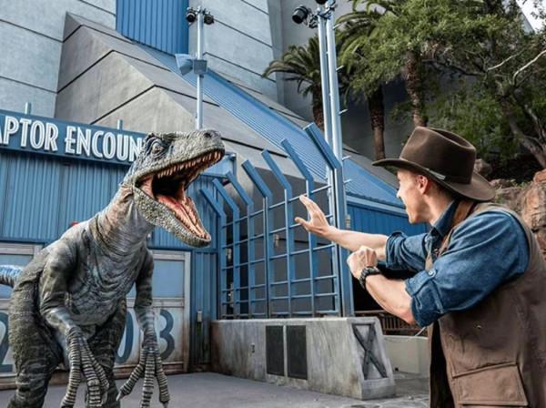 閨蜜團、嗨玩族、辣媽奶爸，北京環球度假區怎樣玩回票價？