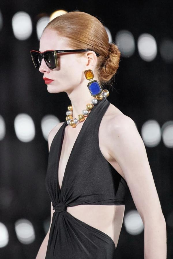 RR · TRENDS|時裝週看珠寶:流行密碼正當時 RR · TRENDS|時裝週看珠寶:流行密碼正當時