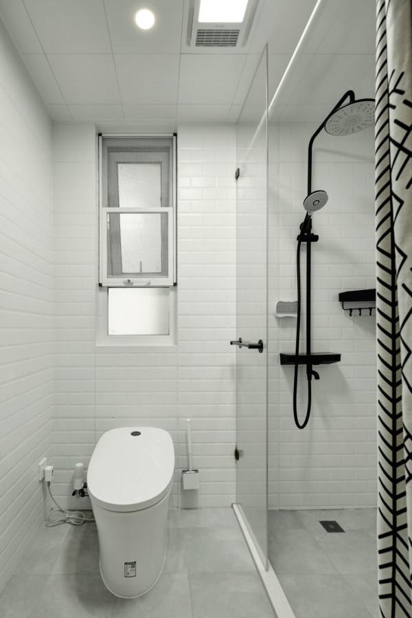 客廳沒有沙發，去掉了&OpenCurlyDoubleQuote;會客功能&rdquo;，這套95㎡的家，住起來太爽了