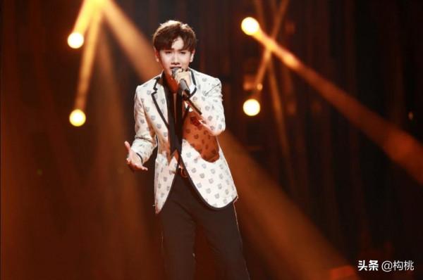 從一夜爆紅到負債累累,汪蘇瀧經歷了什麼?網友:這才是寶藏男孩 從一夜爆紅到負債累累,汪蘇瀧經歷了什麼?網友:這才是寶藏男孩