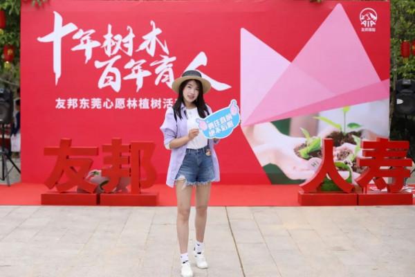 1年有150天住酒店，44次旅行，47次飛行！這江南女子怎麼做到的？