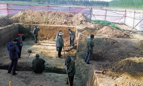 後人發現千年古墓，墓中出土一桌剩飯菜，原來古人吃的菜長這樣