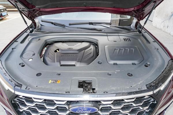 試駕福特領裕:提供5/6/7座,這是款有著很多中國元素的美國車 試駕福特領裕:提供5/6/7座,這是款有著很多中國元素的美國車