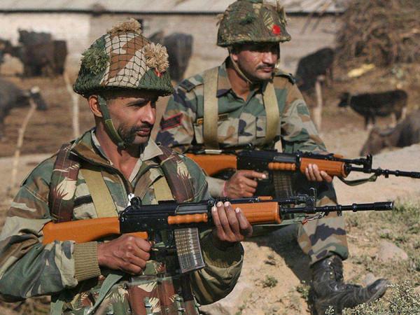 2月9日，大陸運-12被曝飛越馬祖東引島；巴基斯坦將接收新版梟龍