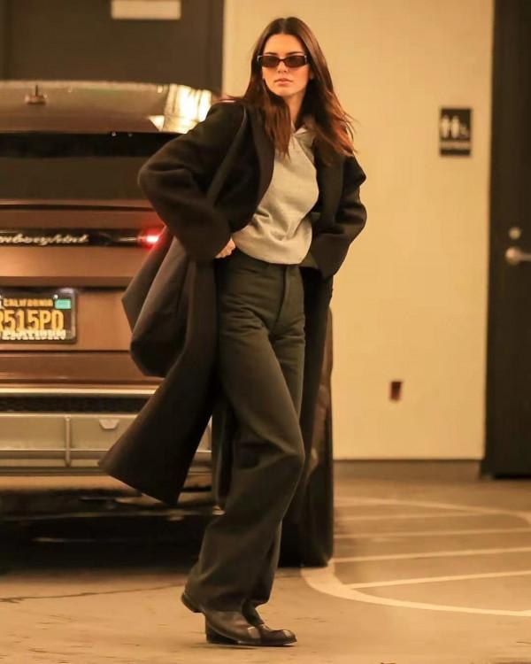 時髦女人穿搭講究舒適大氣,掌握兩組搭配公式,輕鬆擁有高階感 時髦女人穿搭講究舒適大氣,掌握兩組搭配公式,輕鬆擁有高階感