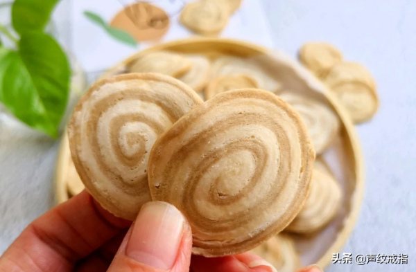 追劇小零食:貓耳朵+涼拌藕片 追劇小零食:貓耳朵+涼拌藕片