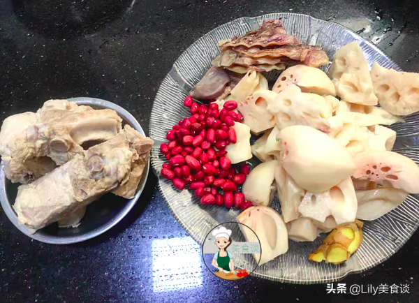 秋天，有錢沒錢，建議女人要多喝這湯，營養又美味，秋天喝特養人