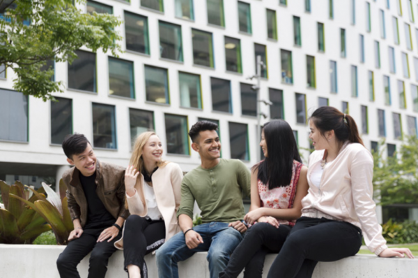 3個英籍華人虎媽教育實錄:“如果中國經濟第一,我會改回國籍” 3個英籍華人虎媽教育實錄:“如果中國經濟第一,我會改回國籍”