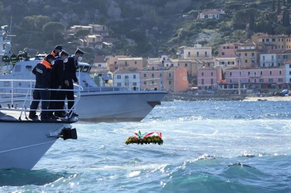 義大利：遊輪“科斯塔·康科迪亞”號觸礁擱淺十週年