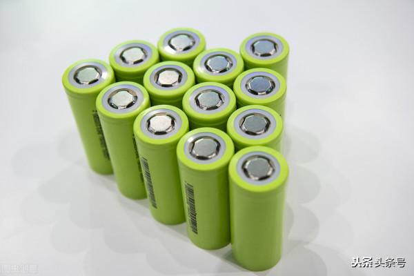 誰能解決電池的問題，誰就能成為下一個世界首富，你認同嗎？