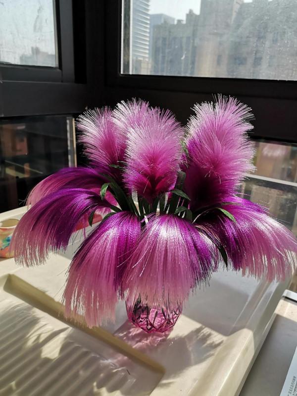 手工製作的蘆葦和蒲公英 手工製作的蘆葦和蒲公英