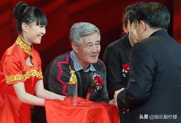 2022春晚假節目單走紅,有郭德綱沒趙本山,網友:一半真的就開心 2022春晚假節目單走紅,有郭德綱沒趙本山,網友:一半真的就開心