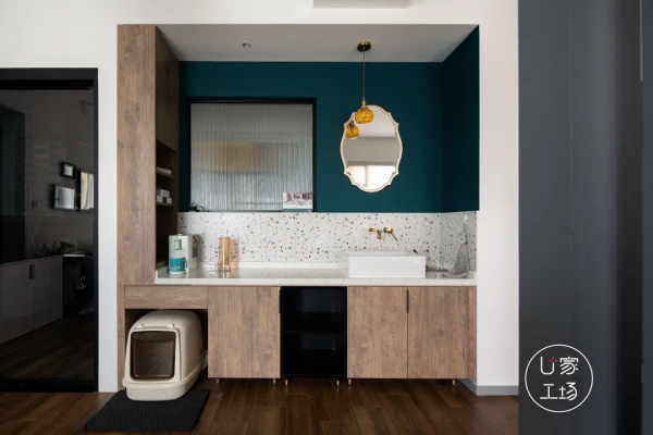 五星級酒店也是暗衛，為什麼沒有臭、黑、潮？