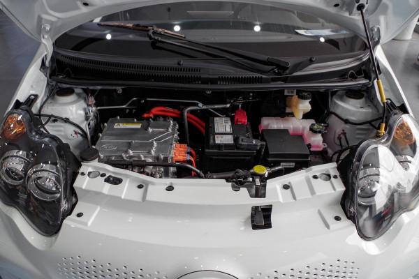 6萬多就能開走，續航305km，比亞迪e1如何？