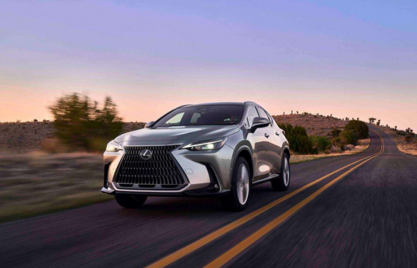 雷克薩斯釋出在華銷量，“野蠻增長”終到頭？網友：懂車的人多了