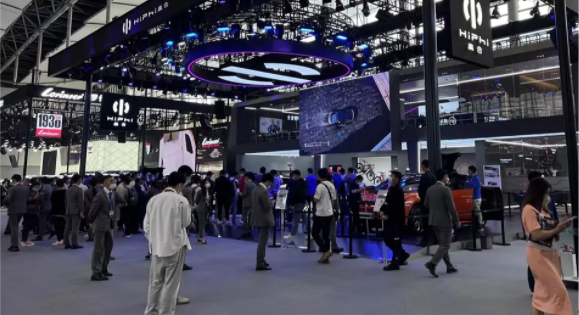 比亞迪霸榜,新能源車迎高光時刻,11月車市銷量榜搶先看 比亞迪霸榜,新能源車迎高光時刻,11月車市銷量榜搶先看