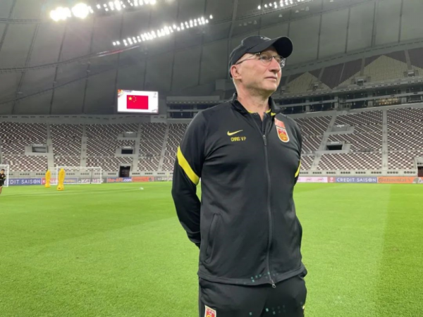 強援到位!國足迎來好訊息,李鐵卻迎來大壓力 強援到位!國足迎來好訊息,李鐵卻迎來大壓力